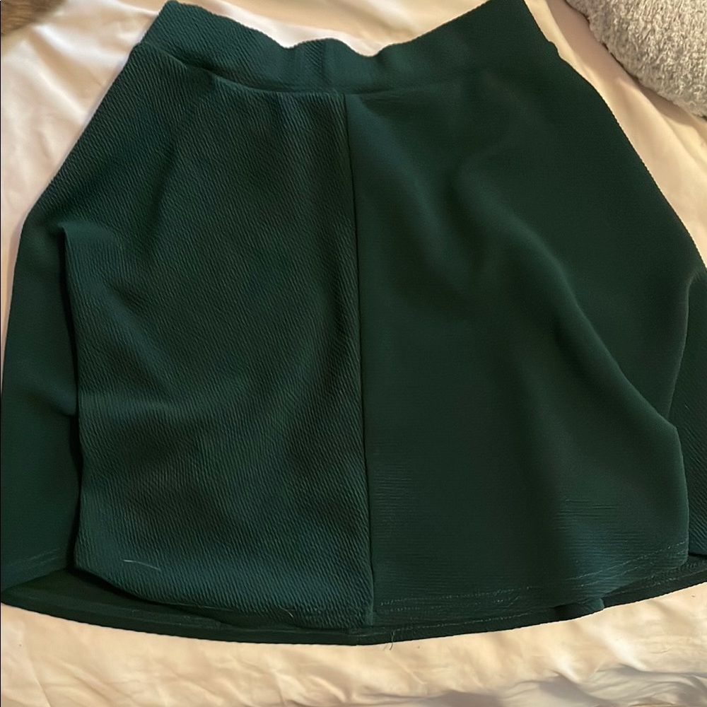 Elegant Green Women's Skirt